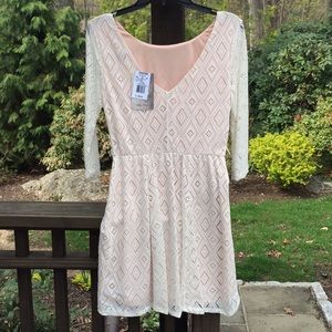 Medium ivory / blush dress
